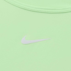 Camiseta Nike Dri-Fit One Cropped - Feminina - Foto 6