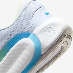 Tênis Nike Infinity Flow - Infantil - Foto 8