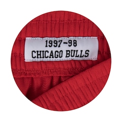 Short Mitchell & Ness Swingman Chicago Bulls Road 1997-98 - Masculino - Foto 4