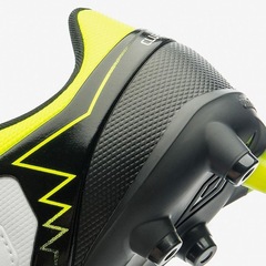 Chuteira de Campo Umbro Adamant Master Class Club - Adulto - Foto 8