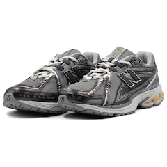 Tênis New Balance 1906R - Masculino - Foto 4