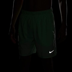Short Nike Challenger - Masculino - Foto 10