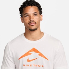 Camiseta Nike Dri-Fit Trail - Masculina - Foto 2
