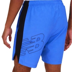 Bermuda New Balance Tenacity Logo 7" - Masculina - Foto 3