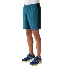 Bermuda New Balance Tenacity Logo 7" - Masculina - Foto 1