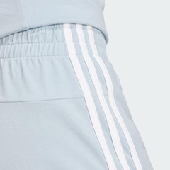 Shorts adidas Essentials Slim Três Listras - Feminino - Foto 8