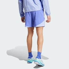 Shorts adidas Own The Run Base Aeroready - Masculino - Foto 5