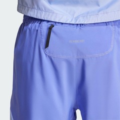 Shorts adidas Own The Run Base Aeroready - Masculino - Foto 9