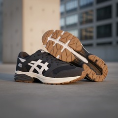 Kit Tênis Asics Gel-Takumi + Par de Meias - Masculino - Foto 8