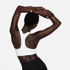 Top Fitness Nike Swoosh - Feminino - Foto 2