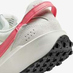 Tênis Nike Waffle Debut - Feminino - Foto 8