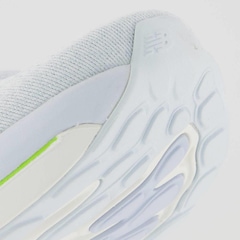 Tênis New Balance Fresh Foam X Vongo V6 - Feminino - Foto 8