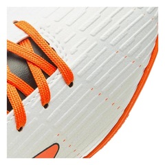 Kit Chuteira Futsal Umbro Fire e Meia - Adulto - Foto 7
