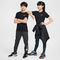 Camiseta Nike Dri-Fit Swoosh - Infantil - Foto 3