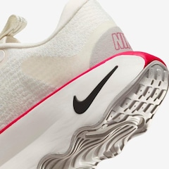 Tênis Nike Motiva - Feminino - Foto 8