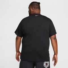 Camiseta Nike Dri-Fit Rise 365 - Masculina - Foto 10