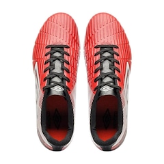 Chuteira de Campo Umbro Fire + Par de Meia - Adulto - Foto 4