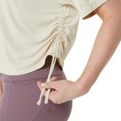 Camiseta Asics Nagino - Feminina - Foto 5