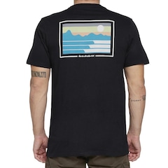 Camiseta Quiksilver Land And Sea - Masculina - Foto 2