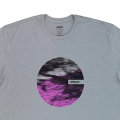 Camiseta Oakley Linha Surf Waves Graphic Ss Tee - Masculina - Foto 2
