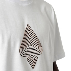 Camiseta Mcd Espada Relevo - Masculina - Foto 2