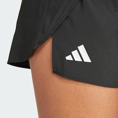 Shorts de Corrida adidas Adizero Essentials Split - Feminino - Foto 6