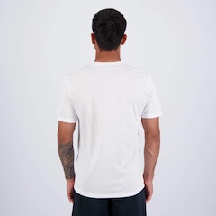 Camisa Umbro Legacy - Masculina - Foto 4