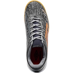 Chuteira Futsal Umbro Gravity + Meião - Masculina - Foto 8