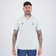 Camisa Polo Umbro Grêmio Viagem 2024 - Masculina - Foto 1