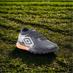 Kit Chuteira Society Umbro Adamant Top Speed Club + Meião - Adulto - Foto 8