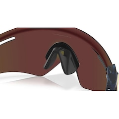 Óculos de Sol Oakley Qntm Kato Transparent Stonewash - Foto 6