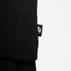 Camiseta Nike Sportswear Essential - Masculina - Foto 5