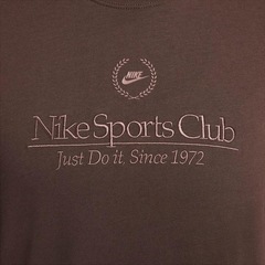 Camiseta Nike Sportswear Boxy Campus - Feminina - Foto 4