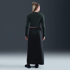 Camiseta Nike Sportswear Cropped Chill Knit - Feminina - Foto 5