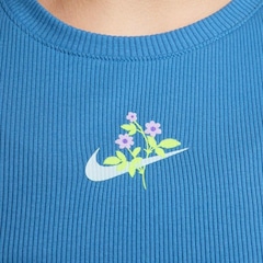 Camiseta Regata Nike Sportswear Cropped Essentials - Feminina - Foto 4
