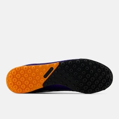 Chuteira Society New Balance Tekela Magique Tf V4+ - Adulto - Foto 5