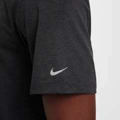 Camiseta Nike Dri-Fit Rise365 - Masculina - Foto 5