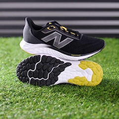 Tênis New Balance Fresh Foam Arishi V4 - Masculino - Foto 7
