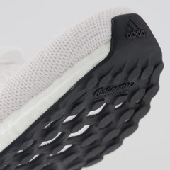 Tênis adidas Ultraboost 1.0 - Feminino - Foto 8