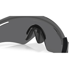Óculos de Sol Unissex Oakley Qntm Kato Matte Black Prizm - Foto 7