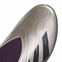 Chuteira adidas Society Predator 24 League - Adulto - Foto 9