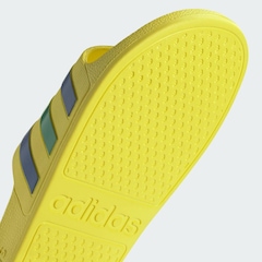 Chinelo adidas Adilette Aqua - Unissex - Foto 10