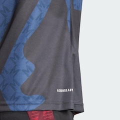 Camisa Pré-Jogo Manchester United 24/25 adidas - Masculina - Foto 9