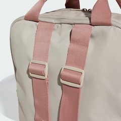 Mochila adidas Classic Prime - Feminina - Foto 5