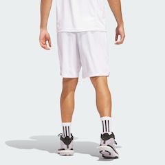 Shorts adidas Basquete Legends Três Listras - Masculina - Foto 3