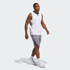 Shorts adidas Basquete Legends Três Listras - Masculina - Foto 4