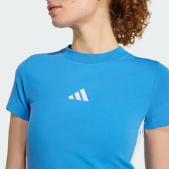 Camiseta adidas Essentials Três Listras Slim - Feminina - Foto 5