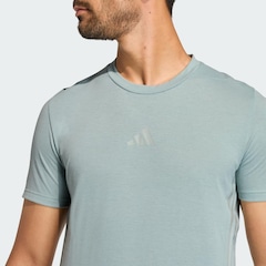 Camiseta adidas Designed 4 Training Três Listras - Masculina - Foto 6