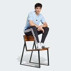 Camiseta adidas Malha Simples Essentials Small Logo - Masculina - Foto 5