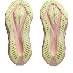 Tênis Asics Novablast 5 - Feminino - Foto 8